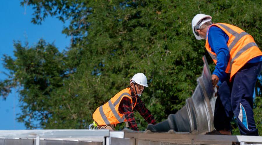 Professional residential roofers in Paisley, OR